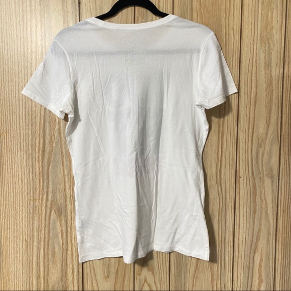 ⭐️Nike Shirt in White Medium size Short Sleeve - Picture 3 of 6